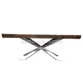 Spyder Wood Dining Table por Philip Jackson